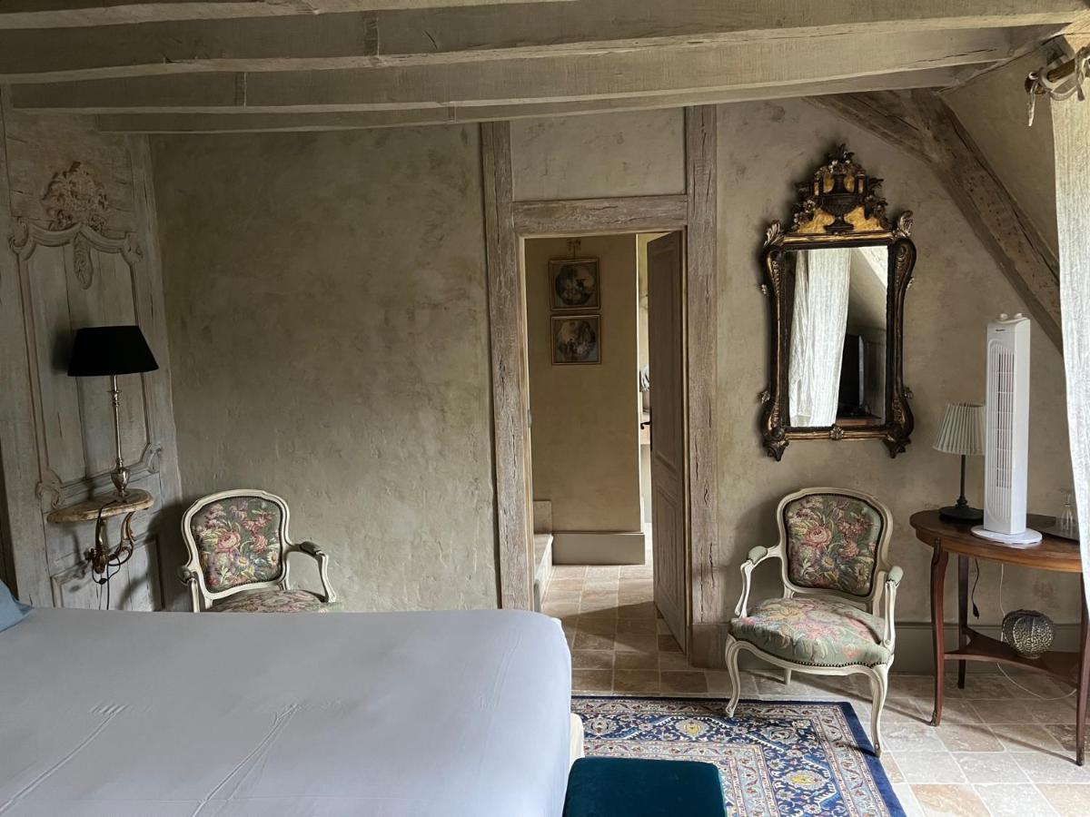 Les Chambres D'Hotes Du Chateau De Saint-Georges Εξωτερικό φωτογραφία