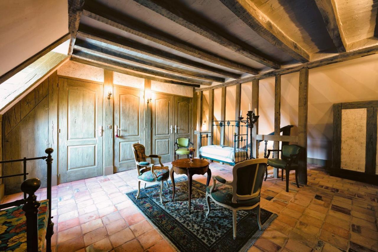 Les Chambres D'Hotes Du Chateau De Saint-Georges Δωμάτιο φωτογραφία